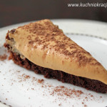 Ciasto czekoladowe z kajmakową bitą śmietaną