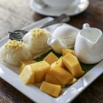 Khao niew mamuang – kleisty ryż z mango